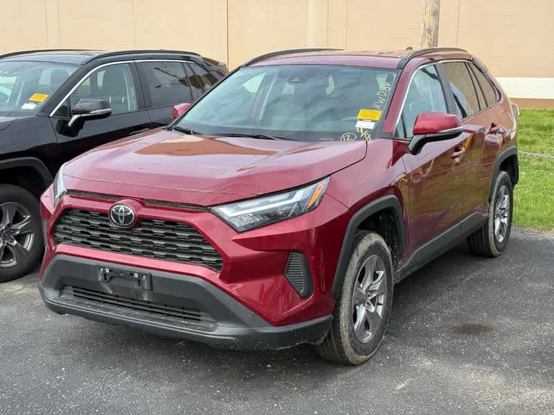 2025 Toyota RAV4 XLE AWD