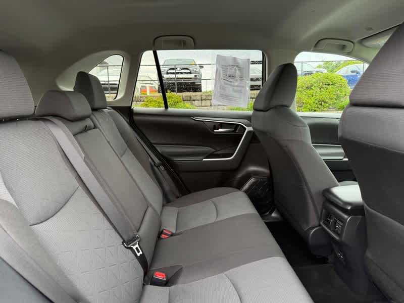2025 Toyota RAV4 XLE AWD