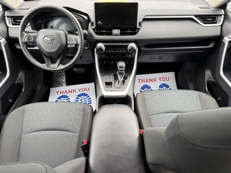 2025 Toyota RAV4 XLE AWD