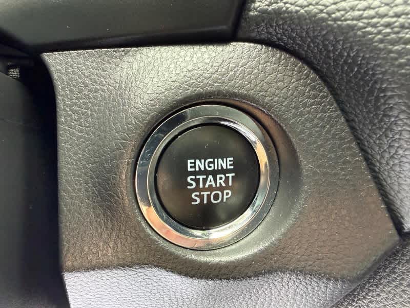 2025 Toyota RAV4 XLE AWD