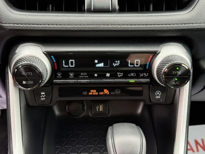 2025 Toyota RAV4 XLE AWD