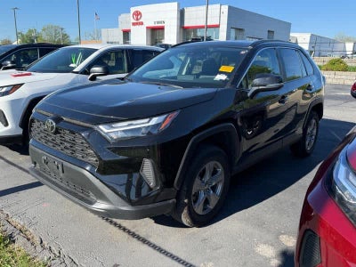 2025 Toyota RAV4 XLE AWD