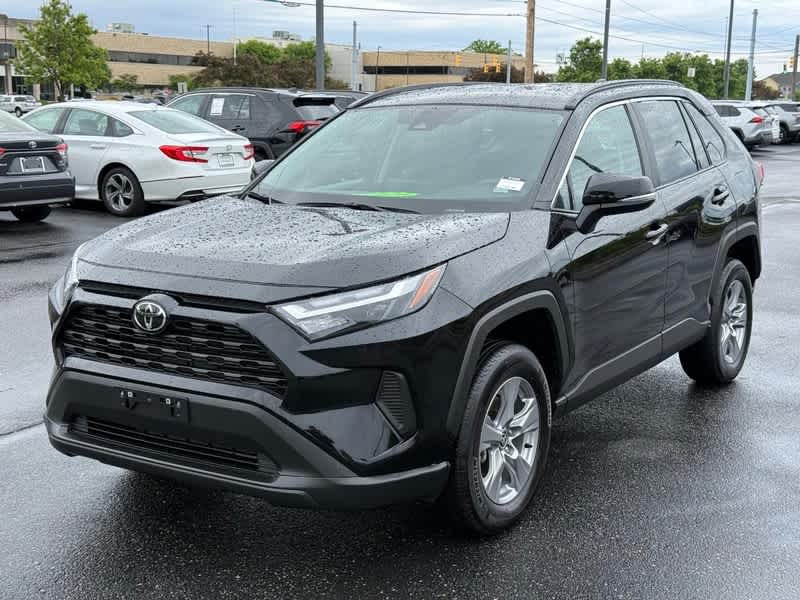 2025 Toyota RAV4 XLE AWD