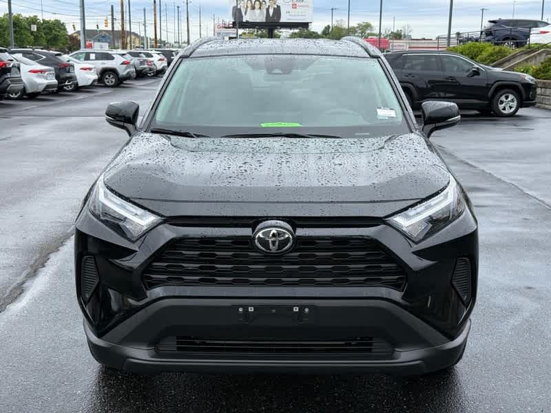 2025 Toyota RAV4 XLE AWD