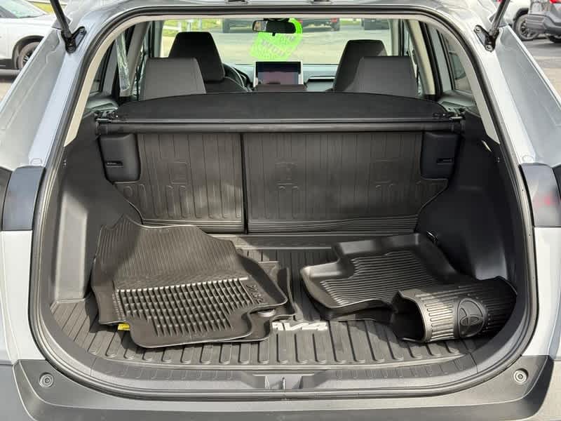 2025 Toyota RAV4 XLE AWD