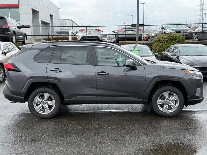 2025 Toyota RAV4 XLE AWD