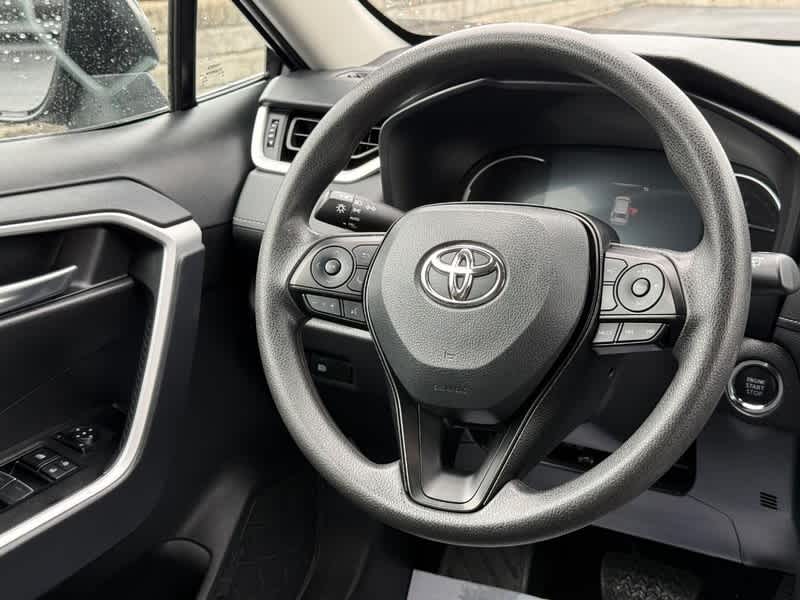 2025 Toyota RAV4 XLE AWD