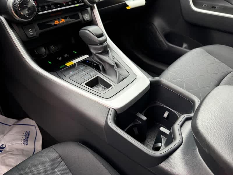 2025 Toyota RAV4 XLE AWD