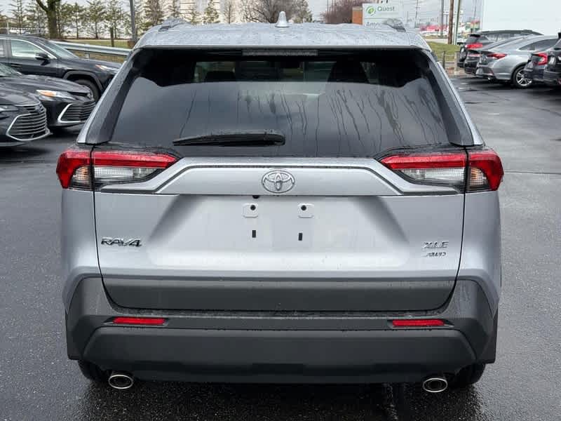 2025 Toyota RAV4 XLE AWD
