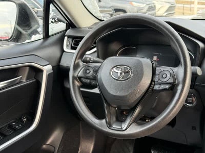 2025 Toyota RAV4 XLE AWD