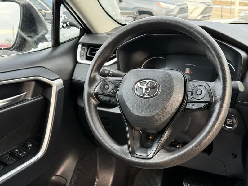 2025 Toyota RAV4 XLE AWD