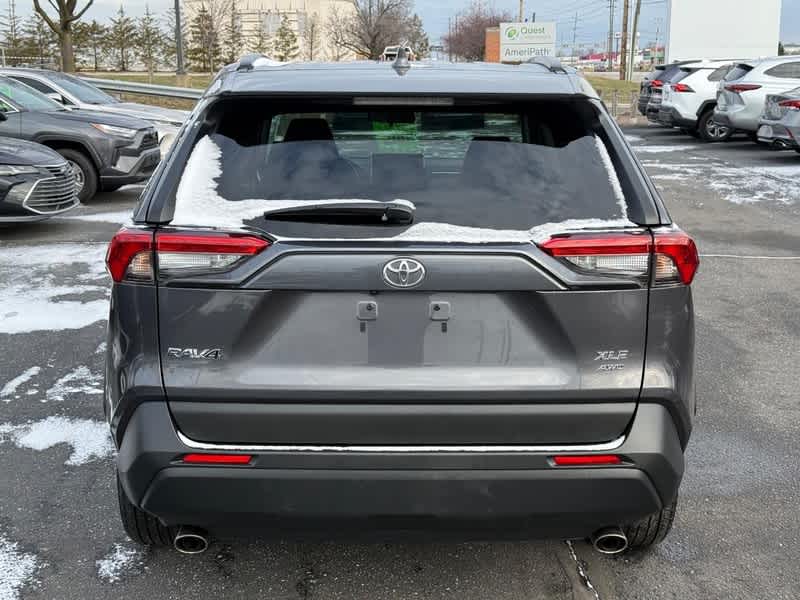 2025 Toyota RAV4 XLE AWD