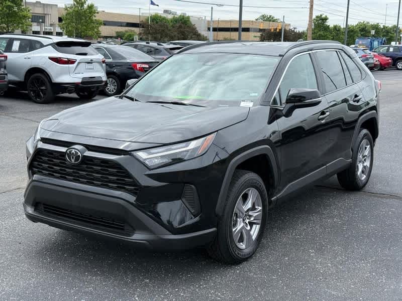 2025 Toyota RAV4 XLE AWD