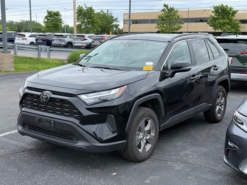 2025 Toyota RAV4 XLE AWD
