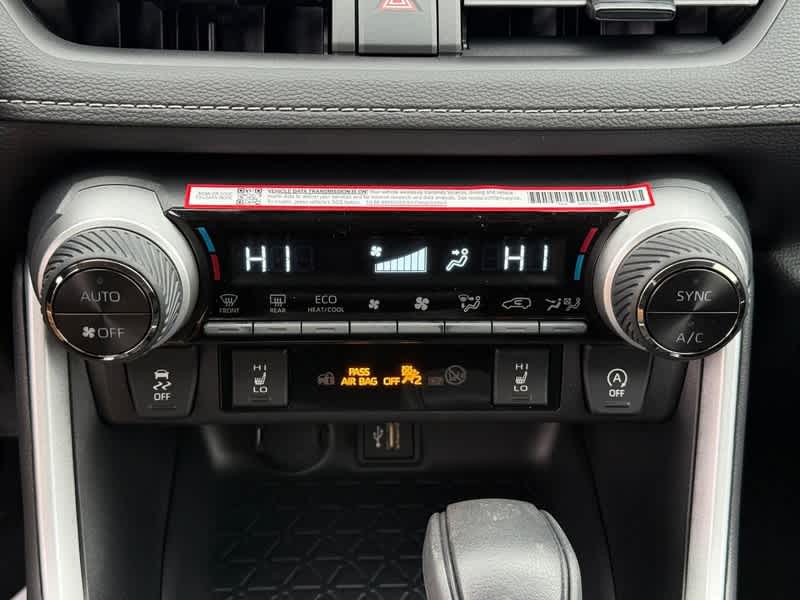 2025 Toyota RAV4 XLE AWD