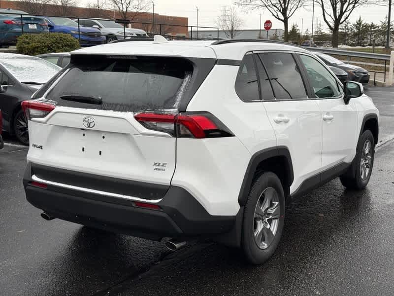 2025 Toyota RAV4 XLE AWD