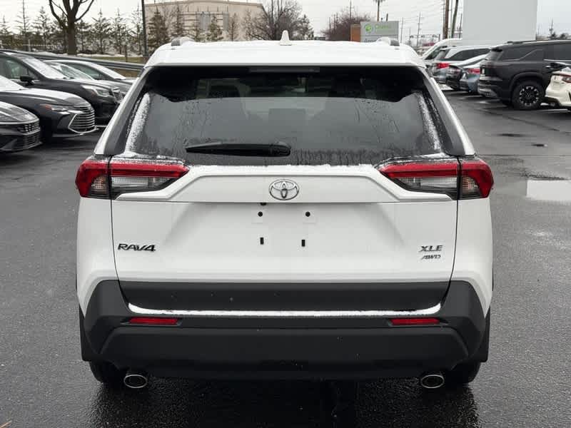 2025 Toyota RAV4 XLE AWD