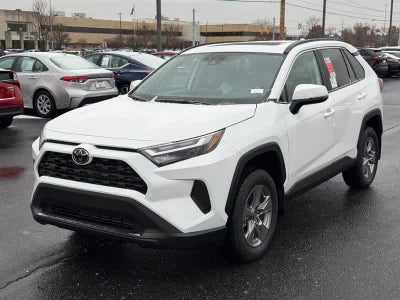 2025 Toyota RAV4 XLE AWD
