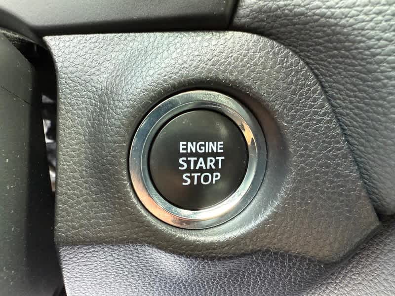 2025 Toyota RAV4 XLE AWD