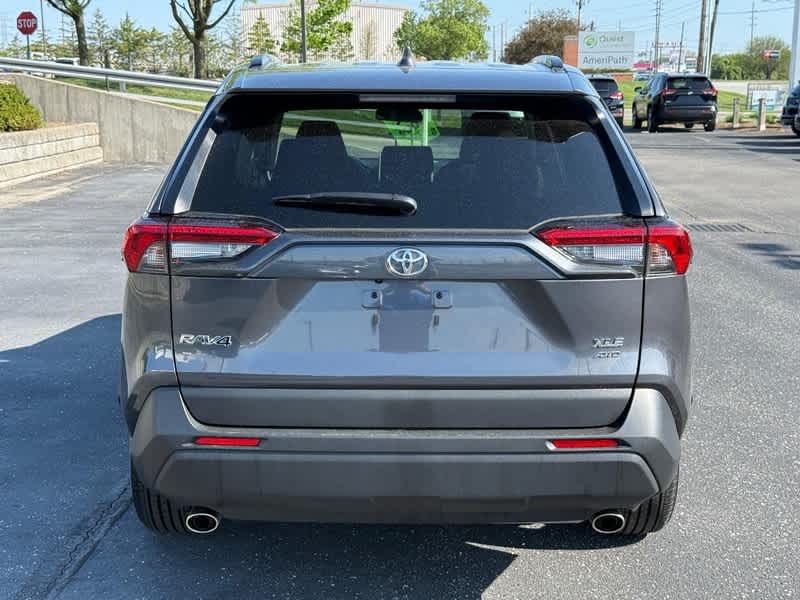 2025 Toyota RAV4 XLE AWD