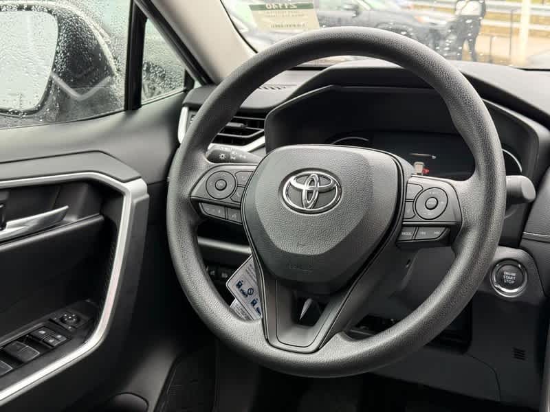 2025 Toyota RAV4 XLE AWD