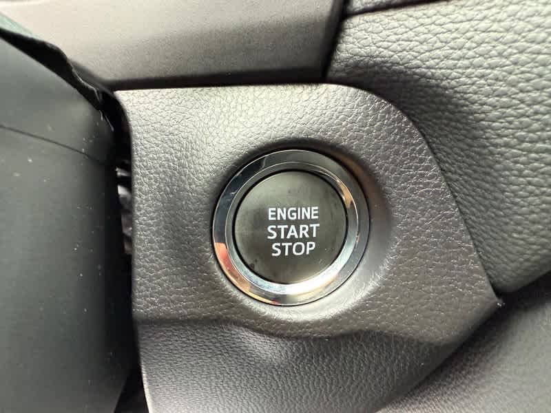 2025 Toyota RAV4 XLE AWD