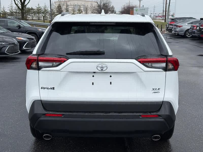 2025 Toyota RAV4 XLE AWD