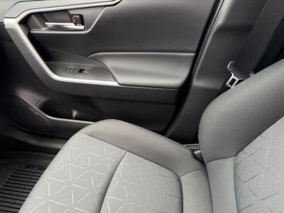 2025 Toyota RAV4 XLE AWD