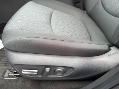 2025 Toyota RAV4 XLE AWD