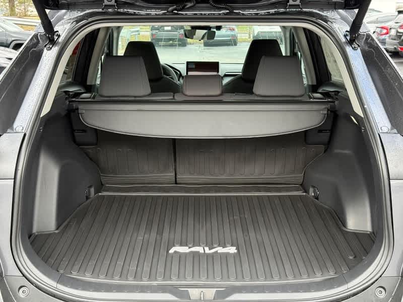 2025 Toyota RAV4 XLE AWD