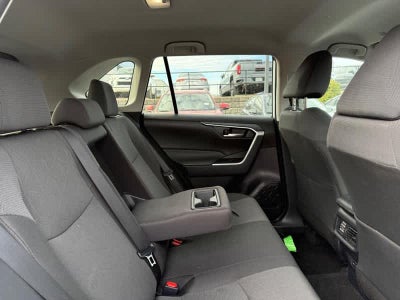 2025 Toyota RAV4 XLE AWD