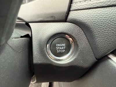 2025 Toyota RAV4 XLE AWD