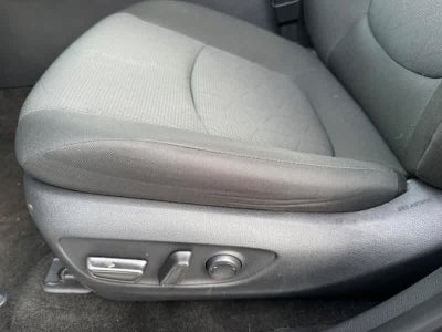 2025 Toyota RAV4 XLE AWD