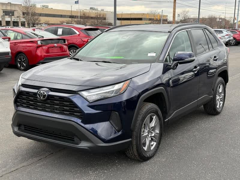 2025 Toyota RAV4 XLE AWD