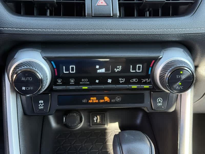 2024 Toyota RAV4 XLE AWD