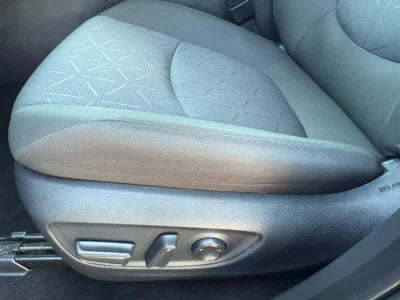 2024 Toyota RAV4 XLE AWD