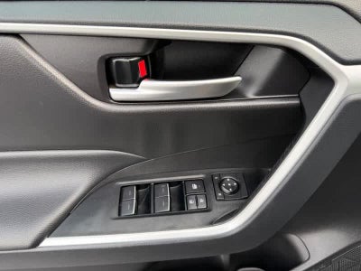 2025 Toyota RAV4 XLE AWD