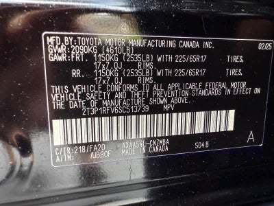 2025 Toyota RAV4 XLE AWD