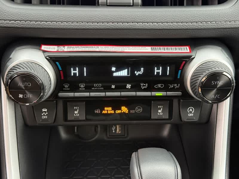 2025 Toyota RAV4 XLE AWD