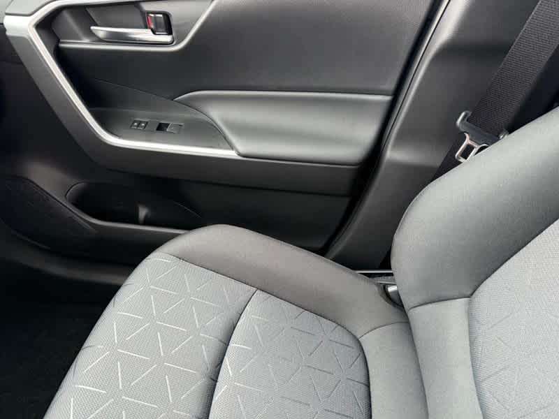 2025 Toyota RAV4 XLE AWD