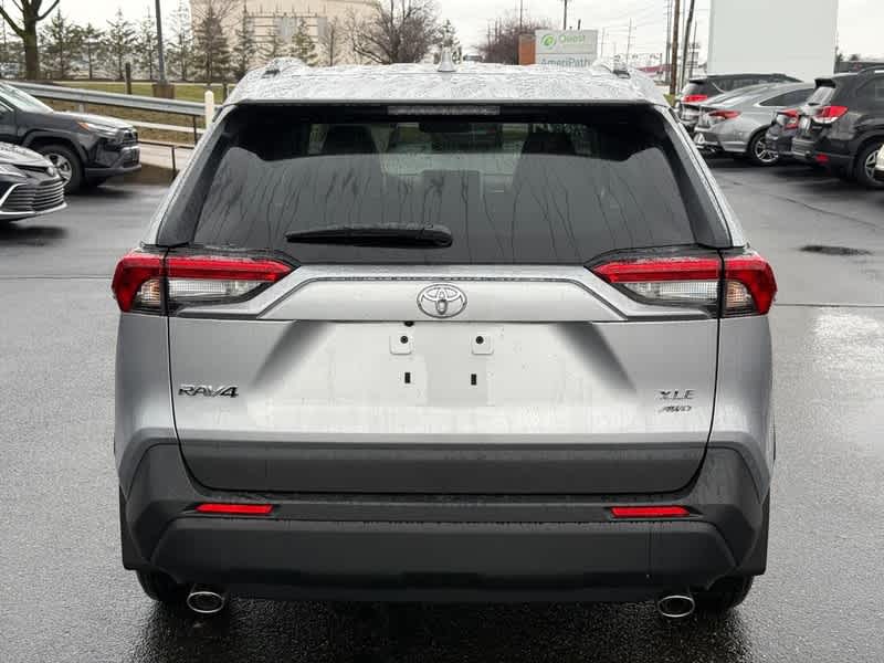 2025 Toyota RAV4 XLE AWD