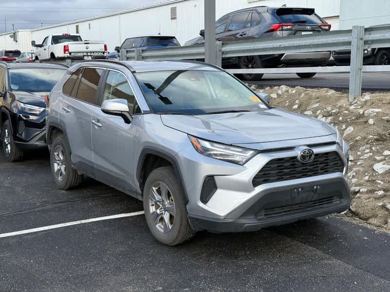 2025 Toyota RAV4 XLE AWD