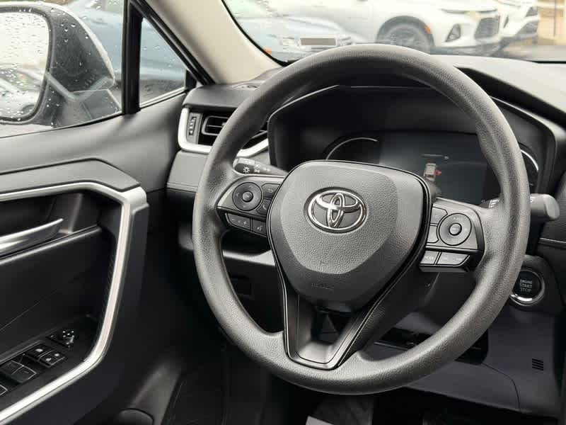 2025 Toyota RAV4 XLE AWD