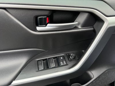 2025 Toyota RAV4 XLE AWD