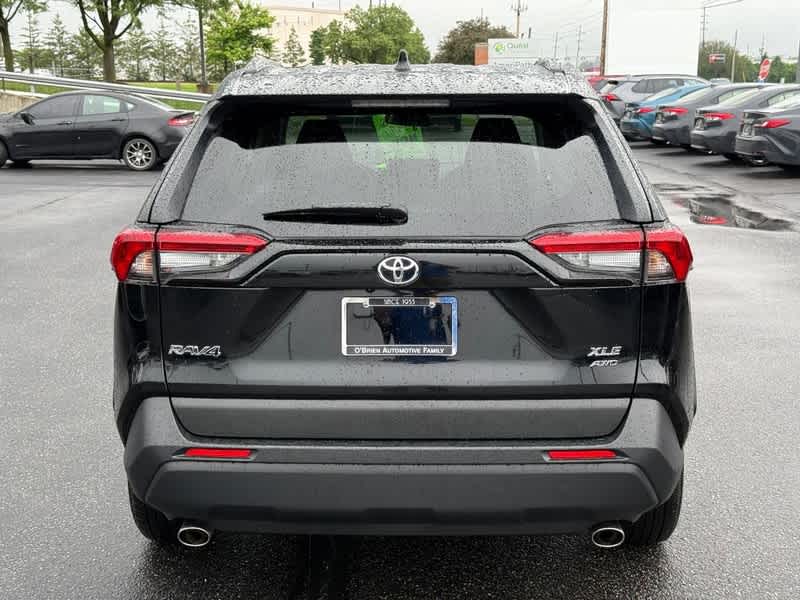 2025 Toyota RAV4 XLE AWD