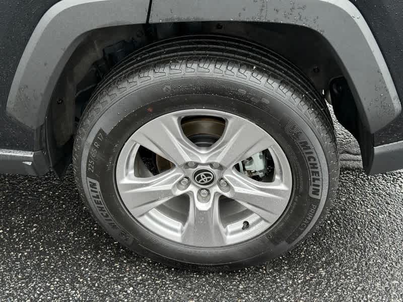 2025 Toyota RAV4 XLE AWD