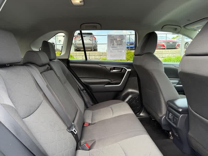 2025 Toyota RAV4 XLE AWD