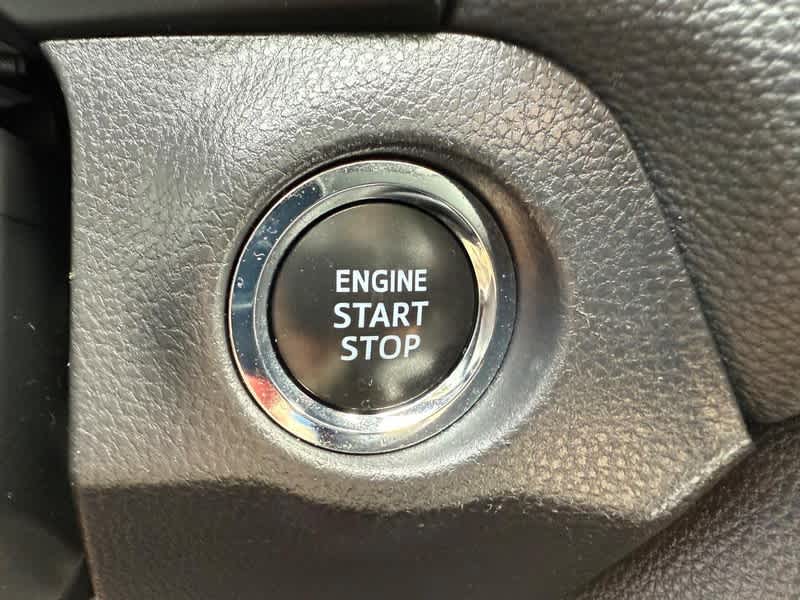 2025 Toyota RAV4 XLE AWD