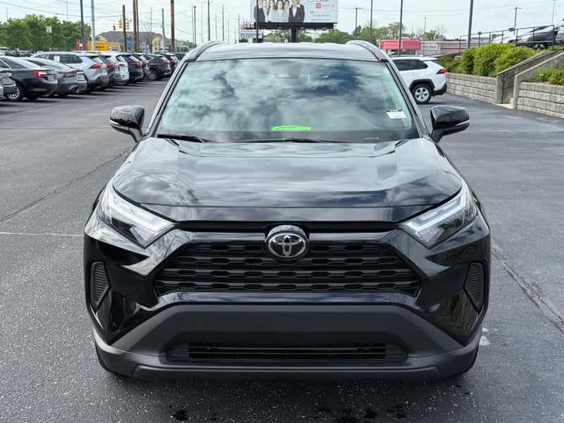 2025 Toyota RAV4 XLE AWD