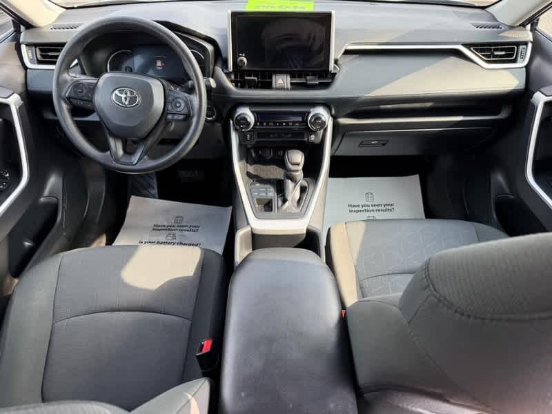 2025 Toyota RAV4 XLE AWD